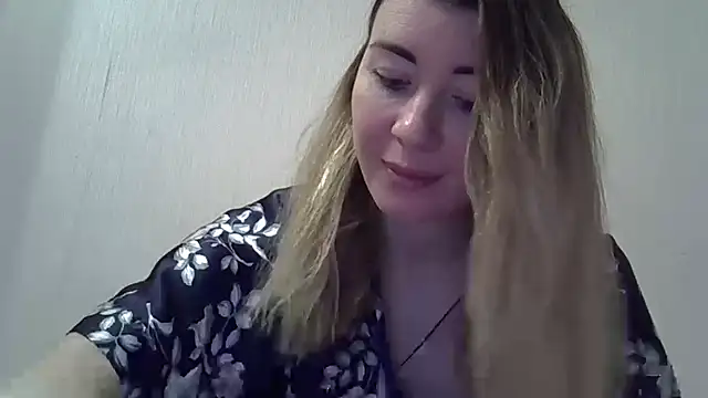 Snapshot of Aithnexs chatting on October 31, 2025, 7:53 am Aithnexs online show from October 31, 2025, 7:53 am