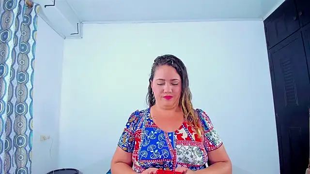 Snapshot of caamii_foxx chatting on November 11, 2025, 7:03 pm caamii foxx online show from November 11, 2025, 7:03 pm