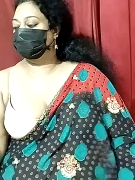 Snapshot of surekha-30 chatting on April 9, 2026, 6:24 pm surekha-30 online show from April 9, 2026, 6:24 pm