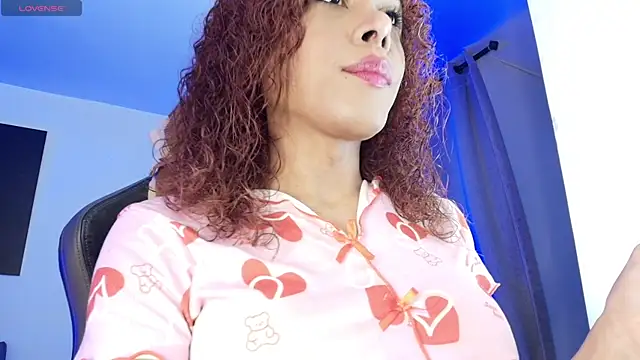 Snapshot of Latin_goddsexxx chatting on April 29, 2026, 3:32 am Latin goddsexxx online show from April 29, 2026, 3:32 am