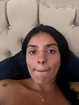 Snapshot of AnaaFaith_ chatting on November 1, 2025, 7:27 pm AnaaFaith online show from November 1, 2025, 7:27 pm