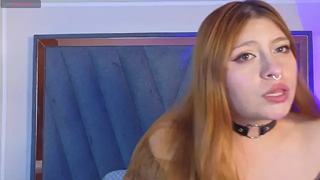VelvetFox  online show from May 3, 2026, 8:15 pm