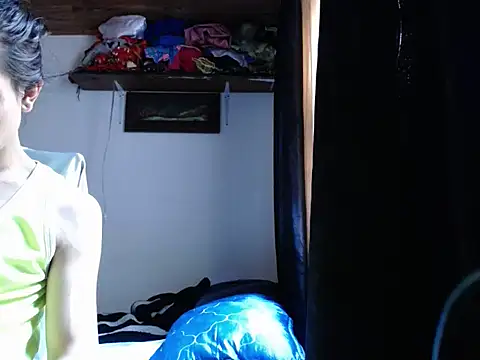 sashastarfire online show from November 20, 2025, 6:29 pm