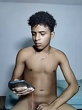 Manuel Mateus1 online show from November 3, 2025, 2:13 am