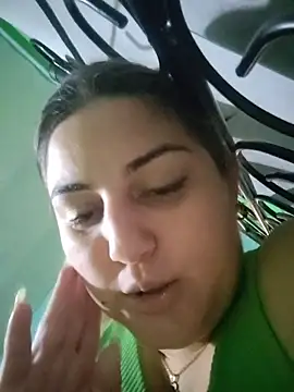 barbielamaravilla11 online show from November 12, 2025, 12:05 pm