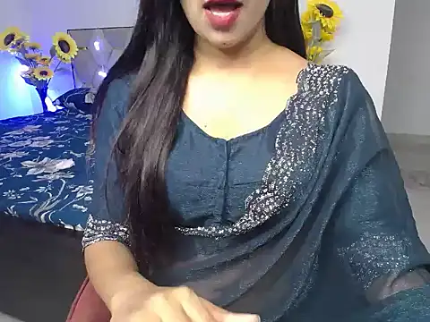 Little queenn online show from September 24, 2025, 5:38 pm