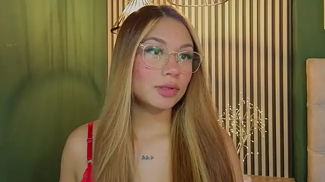 sky collinss online show from October 8, 2025, 7:44 pm