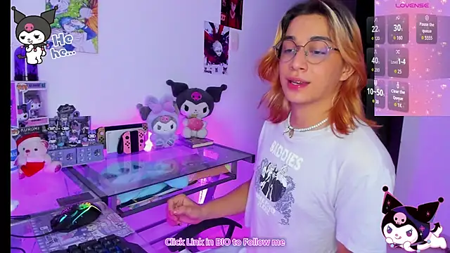 KeitaMoon online show from November 7, 2025, 8:53 pm