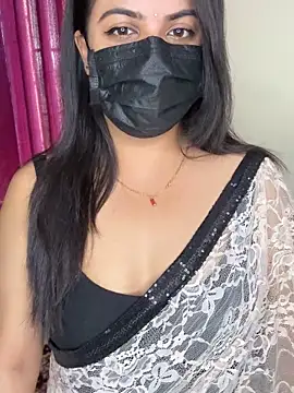 Snapshot of best_couple19 chatting on October 17, 2025, 11:35 am best couple19 online show from October 17, 2025, 11:35 am