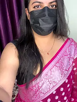 Snapshot of best_couple19 chatting on October 22, 2025, 4:07 pm best couple19 online show from October 22, 2025, 4:07 pm