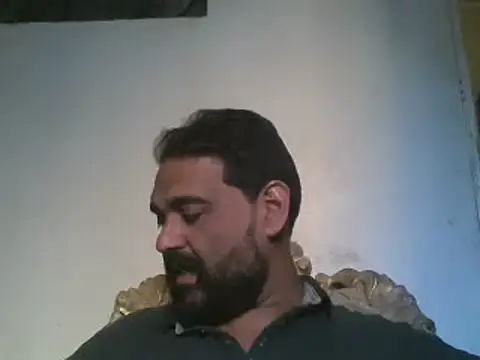 Snapshot of elpoop7305 chatting on October 7, 2025, 2:47 pm elpoop7305 online show from October 7, 2025, 2:47 pm