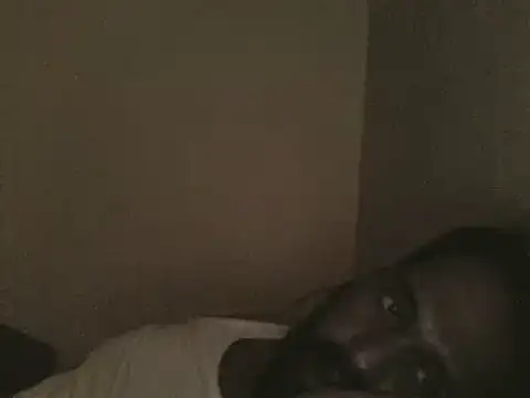 Snapshot of elpoop7305 chatting on October 28, 2025, 2:20 pm elpoop7305 online show from October 28, 2025, 2:20 pm