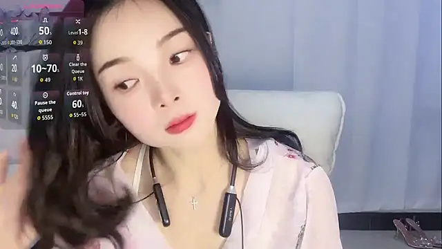 Tangbao-Baby online show from December 21, 2025, 12:01 pm