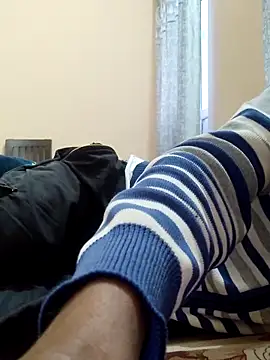 INTERNATIONAL0001 online show from November 16, 2025, 1:33 am