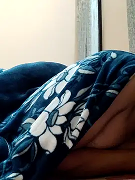 INTERNATIONAL0001 online show from November 17, 2025, 12:16 am