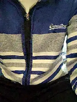 INTERNATIONAL0001 online show from December 14, 2025, 11:37 am