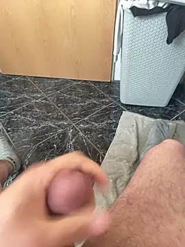 geilheit12 online show from April 2, 2026, 7:39 am