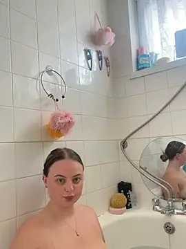 SexySashaxox online show from June 20, 2026, 2:31 pm