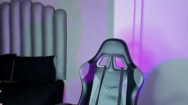 chubby sexy  online show from November 28, 2025, 12:24 am