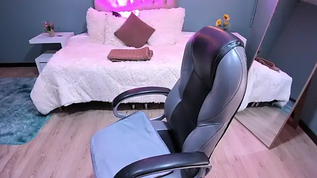 Miss Cataleya   online show from September 21, 2025, 12:18 pm