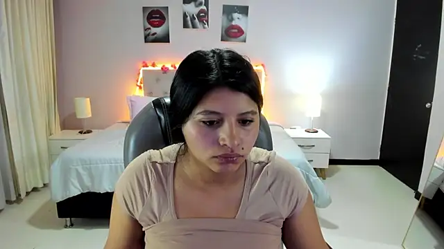 Miss Cataleya   online show from May 21, 2026, 11:28 am