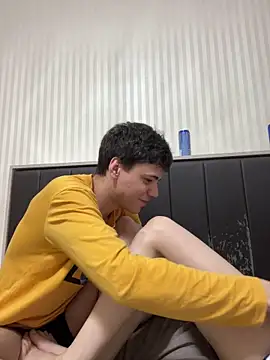 lovburger online show from April 29, 2026, 5:30 pm