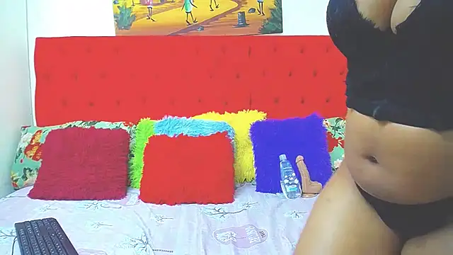 Snapshot of NawtyLilBooty chatting on October 22, 2025, 5:24 pm NawtyLilBooty online show from October 22, 2025, 5:24 pm