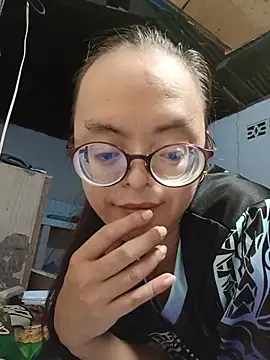 Snapshot of Jahryl chatting on May 21, 2026, 2:46 pm Jahryl online show from May 21, 2026, 2:46 pm