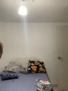 Laia Gomez online show from November 16, 2025, 12:38 am