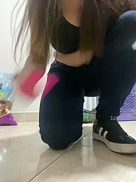 Laia Gomez online show from February 2, 2026, 11:36 pm