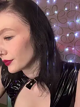 Snapshot of Steffy_Red_Candy chatting on March 4, 2026, 8:04 pm Steffy Red Candy online show from March 4, 2026, 8:04 pm