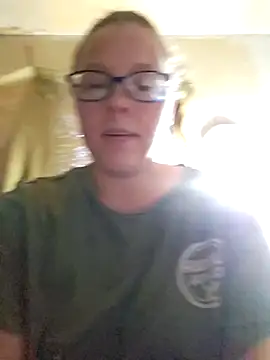 Snapshot of countrymomma chatting on November 11, 2025, 9:48 pm countrymomma online show from November 11, 2025, 9:48 pm