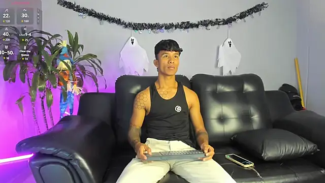 Frank98  online show from October 23, 2025, 9:35 pm