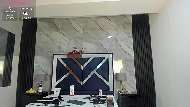 VioletRose as online show from September 20, 2025, 7:48 pm