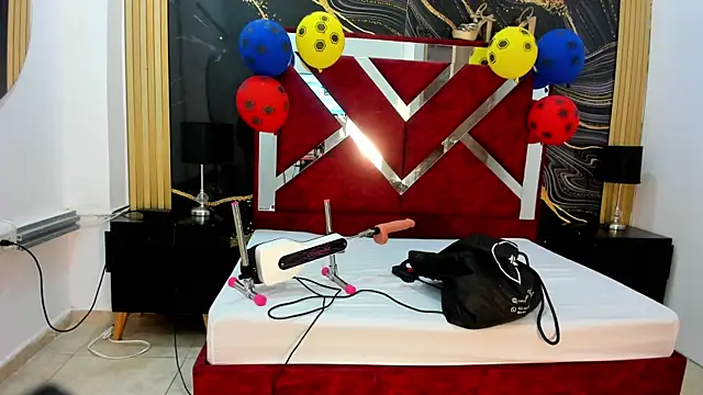 Snapshot of VioletRose_as chatting on June 19, 2026, 7:39 pm VioletRose as online show from June 19, 2026, 7:39 pm