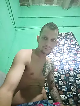 renanvalentim online show from March 23, 2026, 7:18 pm