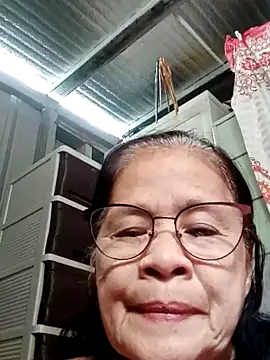 Sweet-Lita50 online show from November 14, 2025, 4:22 am