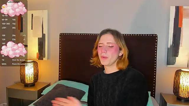 seraphine star online show from February 27, 2026, 11:27 pm