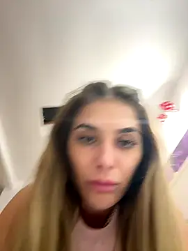 Snapshot of KaseyQuinn_ chatting on September 16, 2025, 7:26 pm KaseyQuinn  online show from September 16, 2025, 7:26 pm