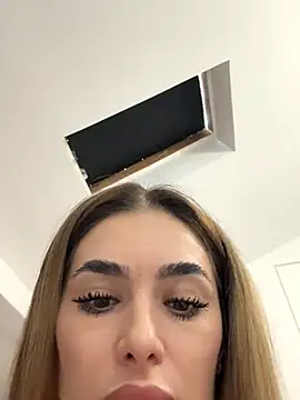 Snapshot of KaseyQuinn_ chatting on October 12, 2025, 7:40 am KaseyQuinn  online show from October 12, 2025, 7:40 am