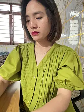 Snapshot of Lyzizi_lovely09 chatting on November 4, 2025, 1:27 am Lyzizi lovely09 online show from November 4, 2025, 1:27 am