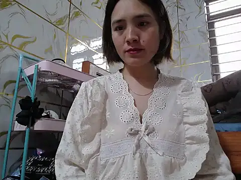 Snapshot of Lyzizi_lovely09 chatting on November 24, 2025, 2:22 am Lyzizi lovely09 online show from November 24, 2025, 2:22 am