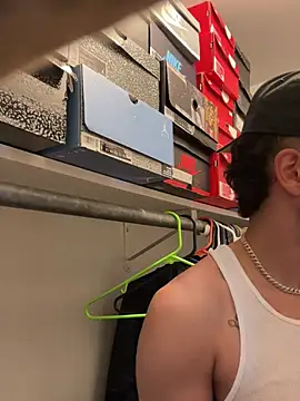 StrokingDaddy4 online show from March 11, 2026, 10:27 pm