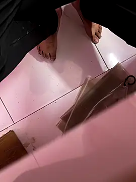 Snapshot of SexyImran chatting on October 29, 2025, 10:06 am SexyImran online show from October 29, 2025, 10:06 am