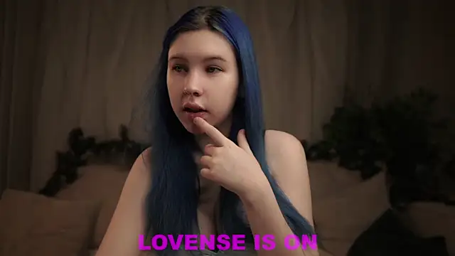 ElizSpieth online show from January 13, 2026, 1:11 am