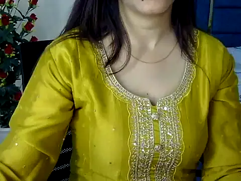 Rumi cute online show from March 15, 2026, 11:38 am