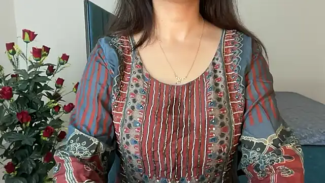 Rumi cute online show from August 7, 2026, 5:48 pm