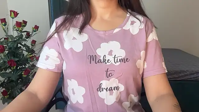 Rumi cute online show from August 9, 2026, 3:17 pm