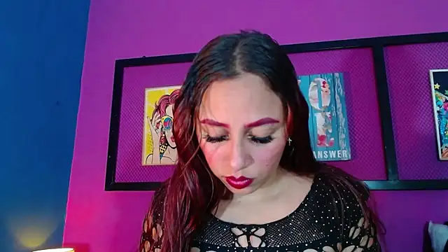 Naomi Blomm online show from September 18, 2025, 5:26 pm