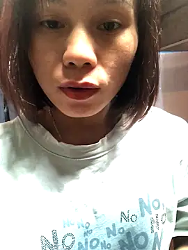 QuingLin online show from September 24, 2025, 4:05 am